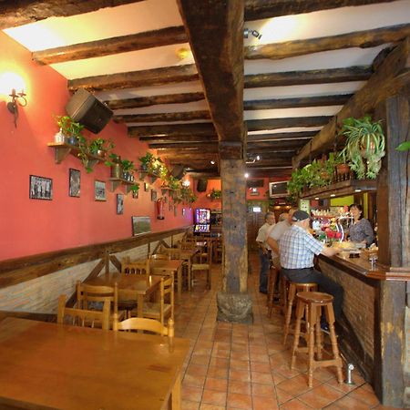 Hostal Rural Elosta เลคุนเบร์รี ภายนอก รูปภาพ