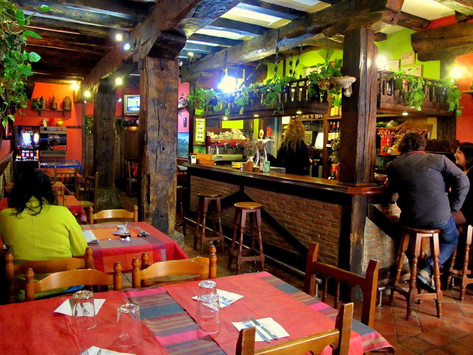 Hostal Rural Elosta เลคุนเบร์รี ภายนอก รูปภาพ