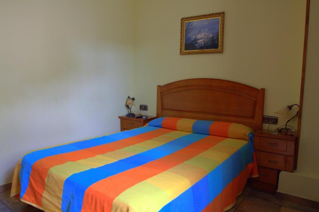 Hostal Rural Elosta เลคุนเบร์รี ภายนอก รูปภาพ