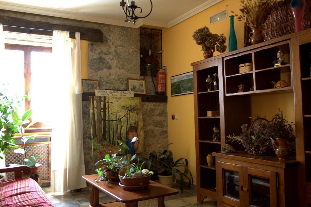 Hostal Rural Elosta เลคุนเบร์รี ภายนอก รูปภาพ