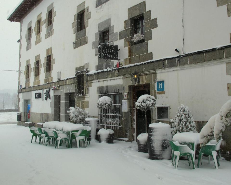 Hostal Rural Elosta เลคุนเบร์รี ภายนอก รูปภาพ